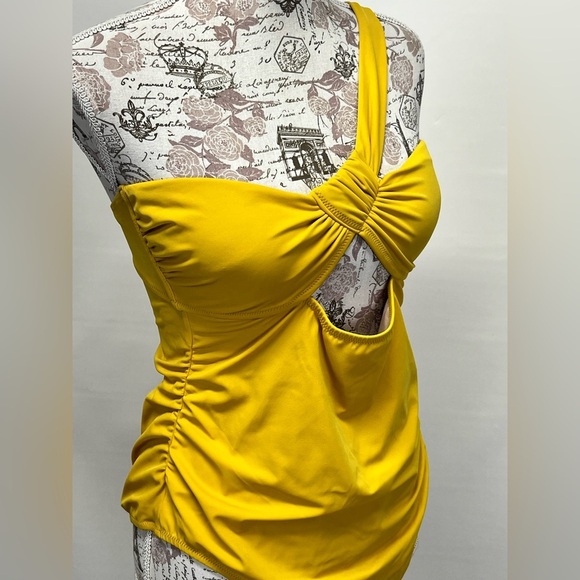 SHADE & SHORE Yellow One-Piece keyhole front Swimsuit size L - Picture 9 of 12